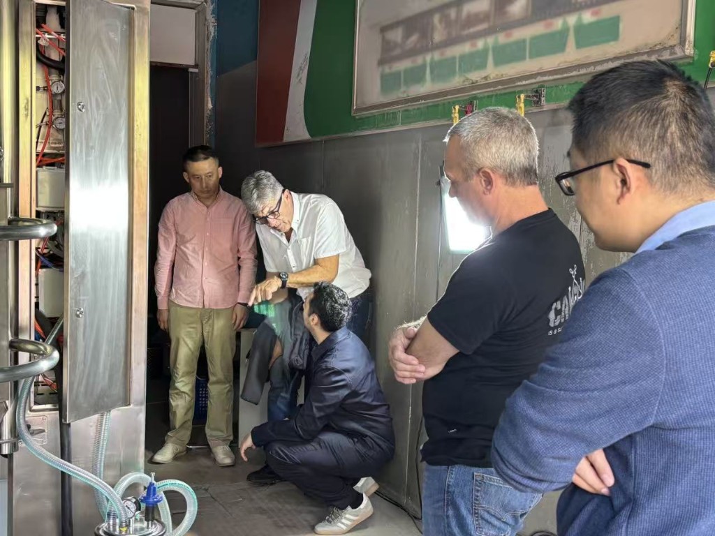 Importadores y visitas con Facil China — ferias y operaciones en China