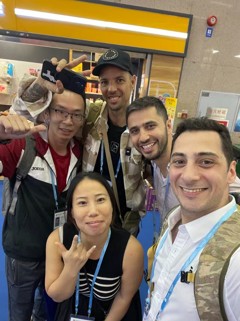 Importadores y visitas con Facil China — ferias y operaciones en China